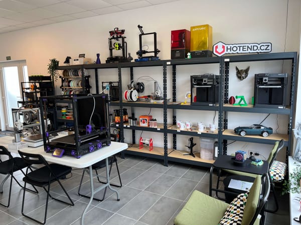 Tak jak to u nás v Hotend.cz vlastně chodí? Pojďte s námi na malou exkurzi!